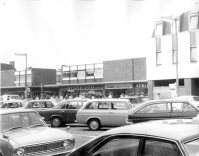 Cars in Hoddesdon High Street 1972