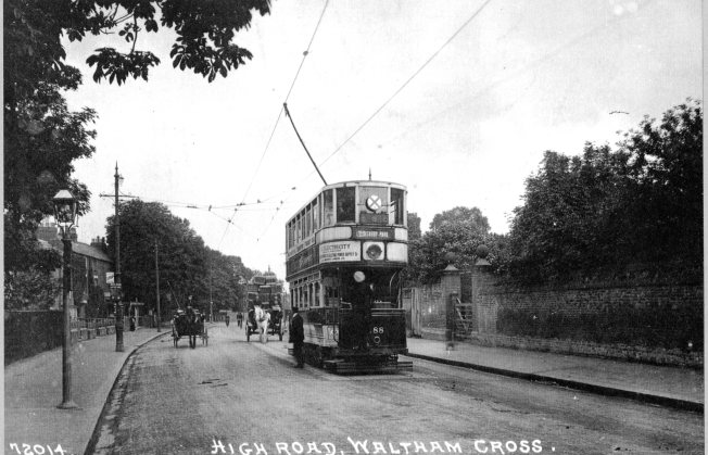 Waltham Cross High Street 1930